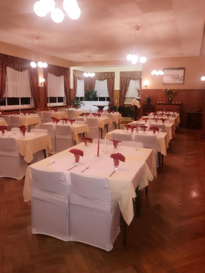 Hotel Pension Frankfurter Hof Homberg (Ohm) Exterior photo