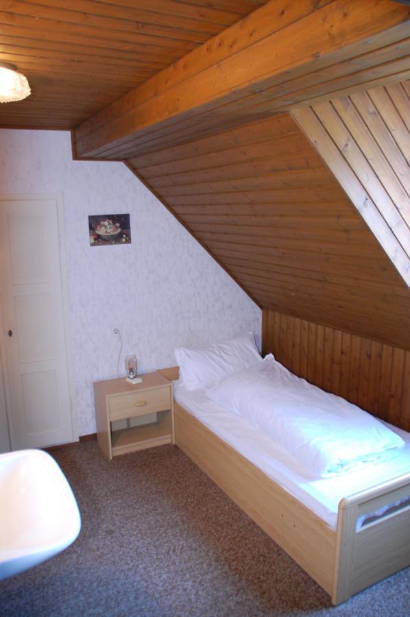 Hotel Pension Frankfurter Hof Homberg (Ohm) Exterior photo